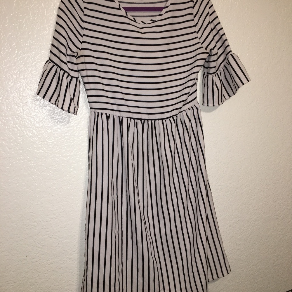 Flamingo Urban White and Black Striped Dress